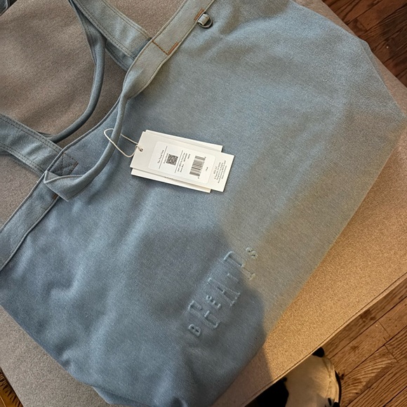 NEW Gap x Beis Travel Tote - Picture 6 of 7